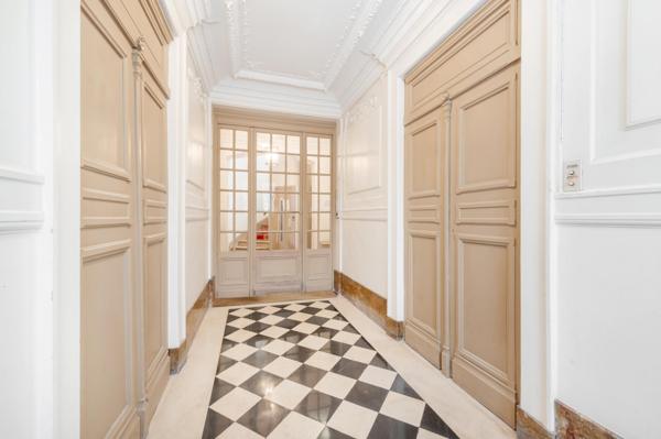 Appartement T3 à vendre  3 pièces - 73,11 m2 PARIS - 75006