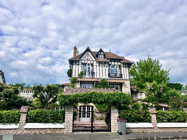 Maison à MISY-SUR-YONNE, 77130 - 7 pièces 220m²