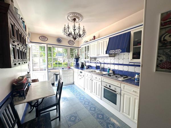 Maison à MISY-SUR-YONNE, 77130 - 7 pièces 220m²