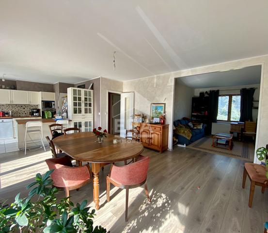 NEMOURS -Maison de plain-pied sur sous-sol total