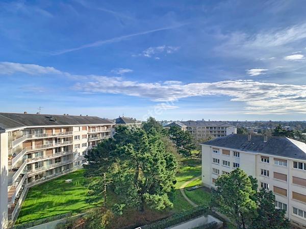 Appartement à Avrillé au Val d'Or -T3 - Garage - Balcon