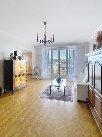 Appartement à Avrillé au Val d'Or -T3 - Garage - Balcon