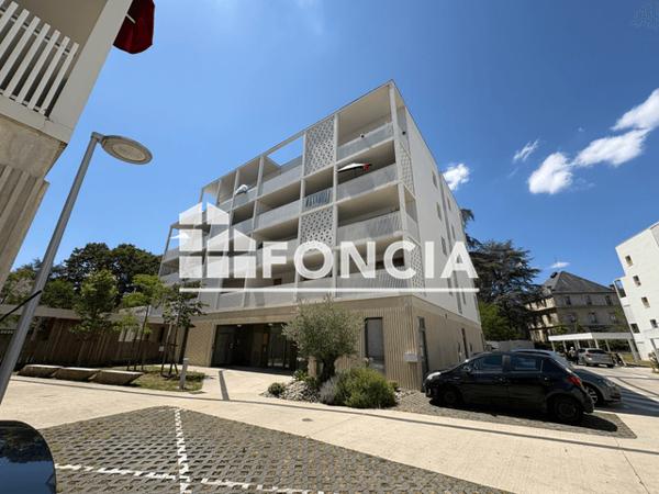 Location Appartement 4 pièces 87.6 m² - 140 AVENUE DE LA MARNE Merignac 33700