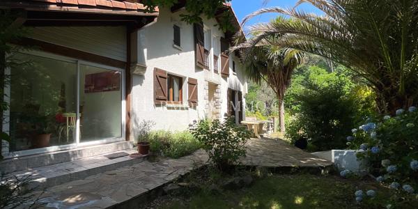 Villa de 158.m² environ avec jardin et garage