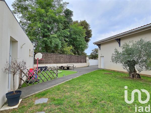 Maison à vendre 6 pièces 152 m² Salles