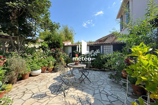Maison en pierre rénovée 118m², coeur de Luçon