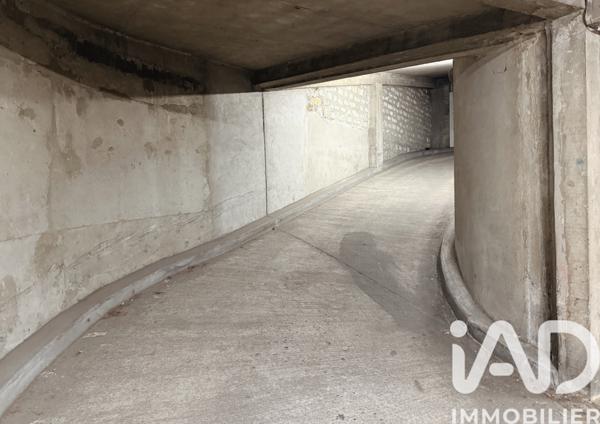 Parking à vendre 10 m² Paris 13