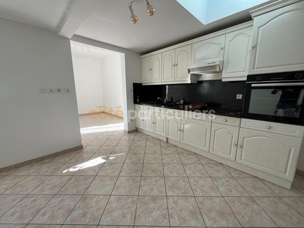 Vente
                Maison54 m² - 3 Pièces -
                    CENON (33150)