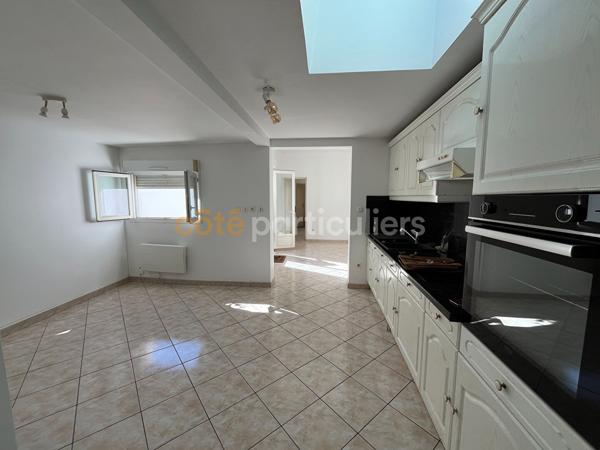 Vente
                Maison54 m² - 3 Pièces -
                    CENON (33150)