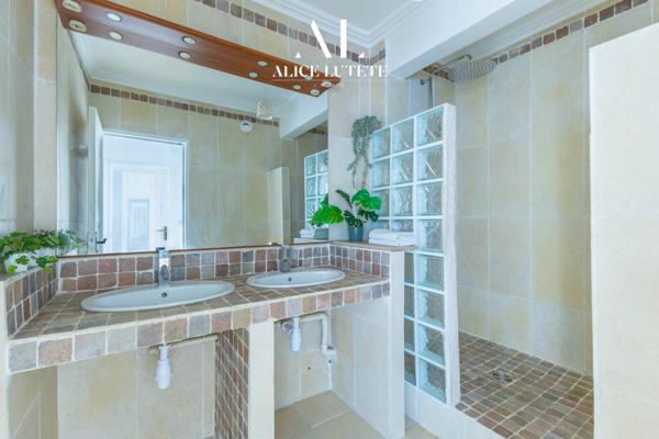 Marseille (13008) MERMOZ - T3 de 79 m² avec balcon