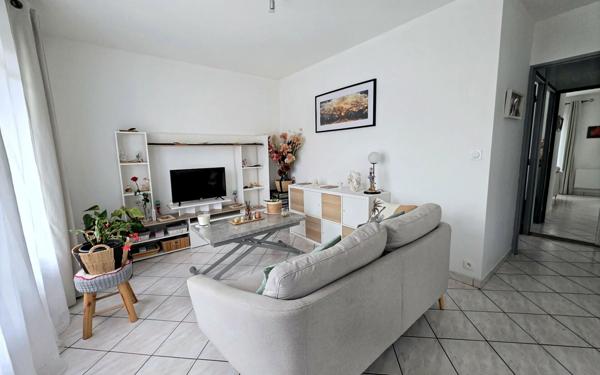 Appartement à vendre    2 pièces •  Carrières-sous-Poissy