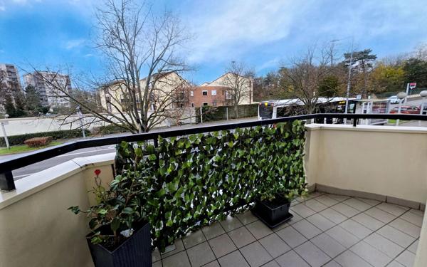 Appartement à vendre    2 pièces •  Carrières-sous-Poissy