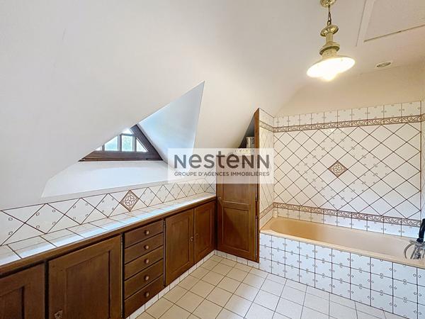 Gandonnière, maison de 130 m², 5 chambres, dépendances ? à pied du tram