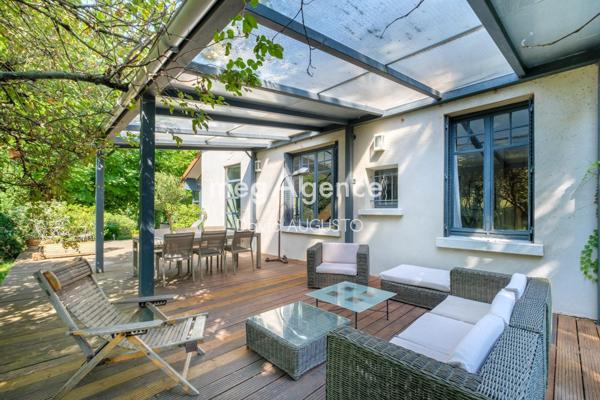 Maison à LENTILLY, 69210 - 6 pièces 210m²