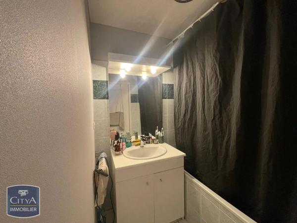 Appartement à louer 2 pièces 47.9m²