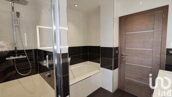 Maison de ville 8 pièces de 213 m² à Maxéville (54320)