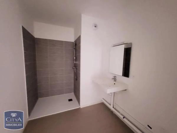 Appartement à louer 3 pièces 64.83m² Rouen (76100)
