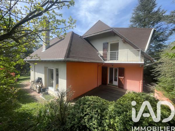 Maison à vendre 6 pièces 160 m² Saint-Priest-en-Jarez