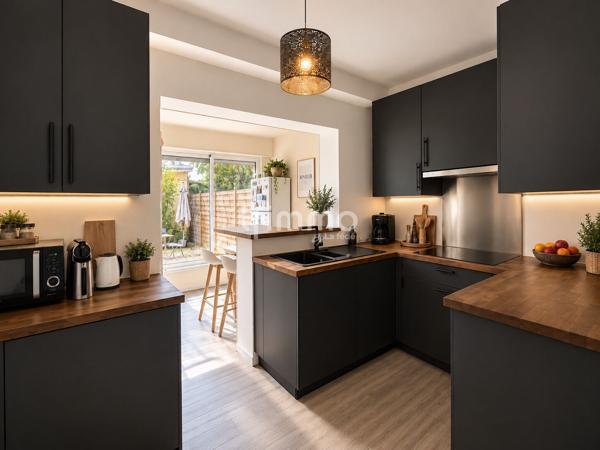 Maison de ville avec jardin et parking - 33400 Talence