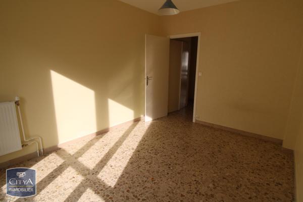 Appartement à louer 3 pièces 72.4m²