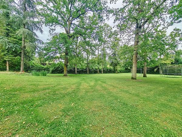 Maison Lamorlaye 204 m², parc 4000 m²