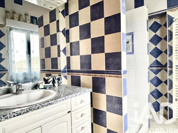 Maison à vendre 7 pièces 204 m² Saint-Christol-lez-Alès