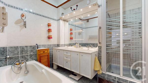 Appartement à vendre  4 pièces - 115,21 m2 ANGLET - 64