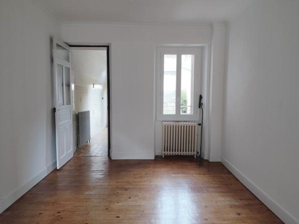 Bagnères-de-Luchon (31110) Maison de 133 m² centre de bagnères de Luchon