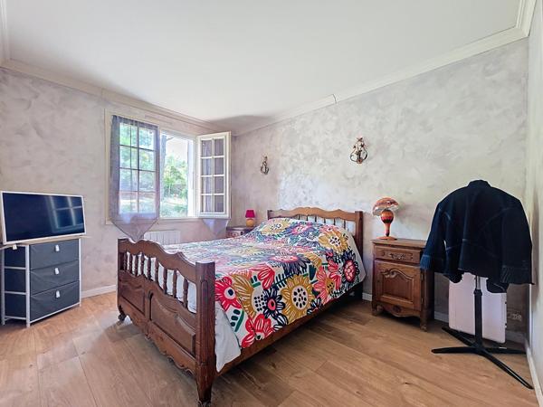 À vendre – Villa familiale 5 pièces avec dépendances, grand jardin & vue dégagée – Bédarieux