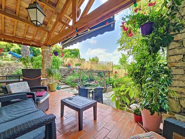 À vendre – Villa familiale 5 pièces avec dépendances, grand jardin & vue dégagée – Bédarieux