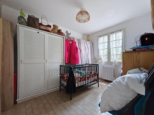 À vendre – Villa familiale 5 pièces avec dépendances, grand jardin & vue dégagée – Bédarieux