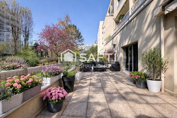Appartement spacieux avec terrasse, parking et cave au cœur de Bécon