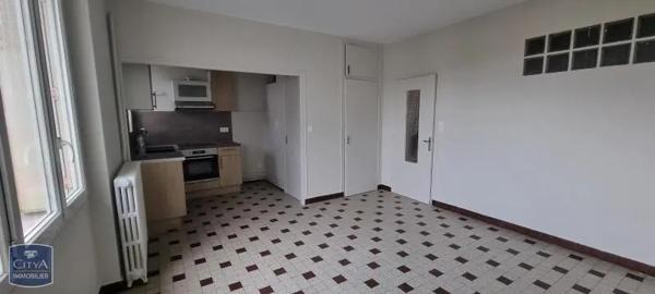 Appartement à louer 3 pièces 57.45m² Brive-la-Gaillarde (19100)