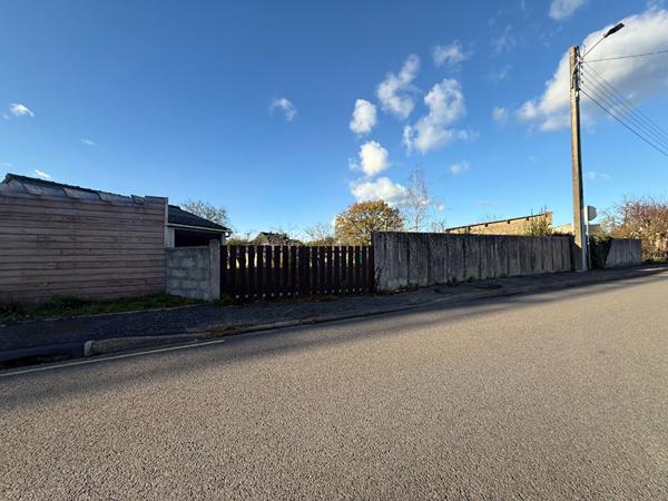 Terrain Redon 745 m2