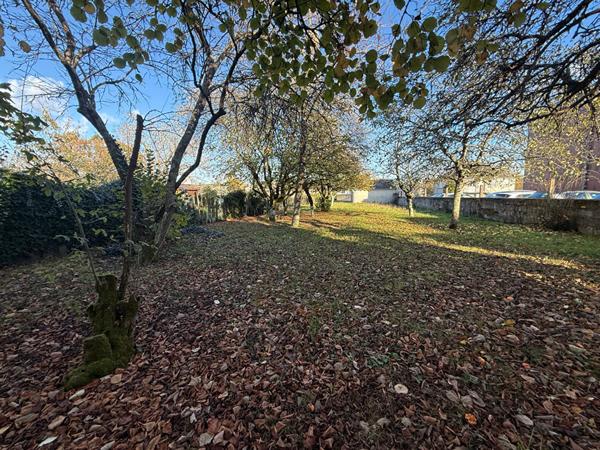 Terrain Redon 745 m2