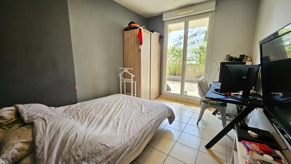 Appartement 4 pièce(s) - résidence récente avec terrasse plein sud