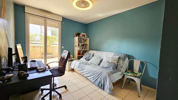 Appartement 4 pièce(s) - résidence récente avec terrasse plein sud