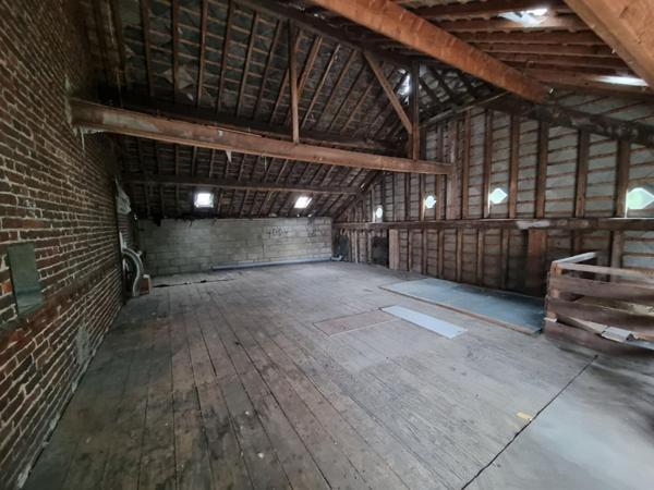 Maison Hirson 8 pièce(s) 196 m2