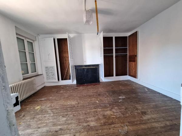 Maison Hirson 8 pièce(s) 196 m2