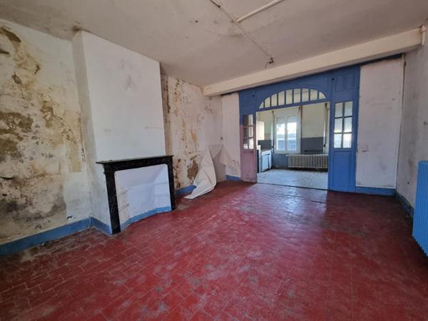 Maison Hirson 8 pièce(s) 196 m2