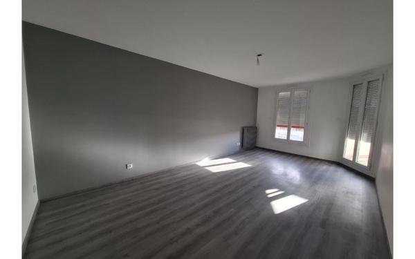 Appartement à louer    3 pièces •  Carros