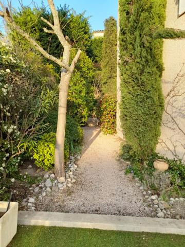 Appartement Aix Nord T3 de 64.71 m2 avec jardin d'environ 60M2 et terrasse de 23M2