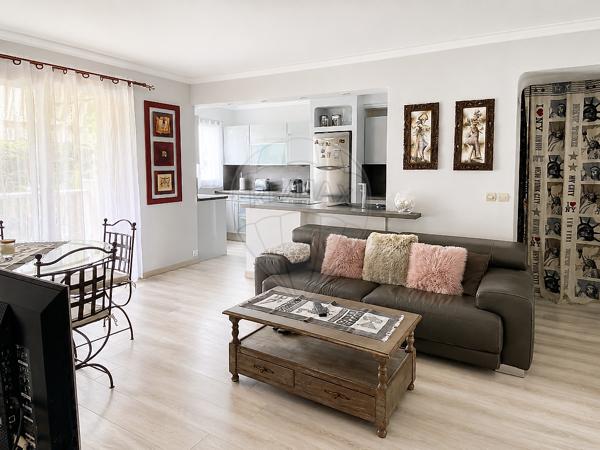 Appartement 2 chambre(s) à vendre - Saint-Laurent-du-Var, Alpes-Maritimes - 06