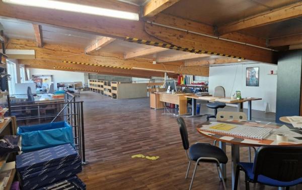 Vente Local commercial Bâtiment professionnel + bureaux Pierrelatte   