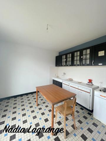 MAISON LUMINEUSE A CHALAGNAC