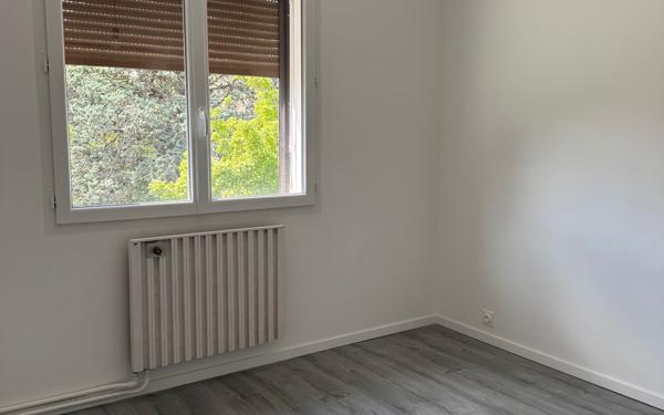 Maison à louer    4 pièces • 106 m2 Castres