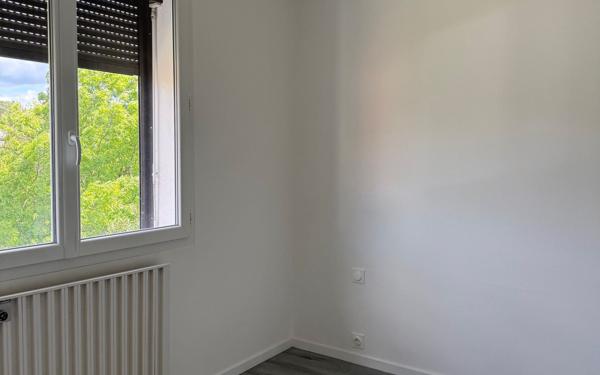 Maison à louer    4 pièces • 106 m2 Castres
