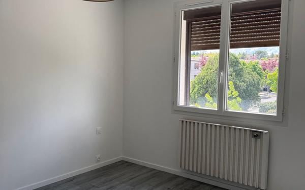 Maison à louer    4 pièces • 106 m2 Castres