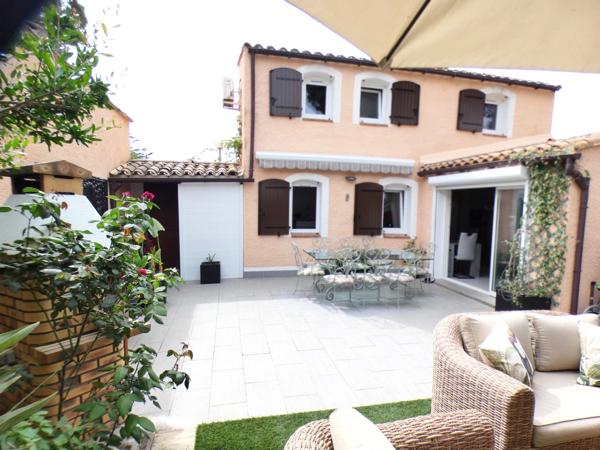 Pinède. Maison 4 pièces 51 m² sur une parcelle de 130 m²
