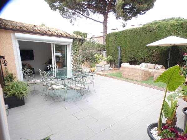 Pinède. Maison 4 pièces 51 m² sur une parcelle de 130 m²